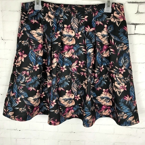 SKIES Are Blue Circle Skirt - Picture 1 of 8